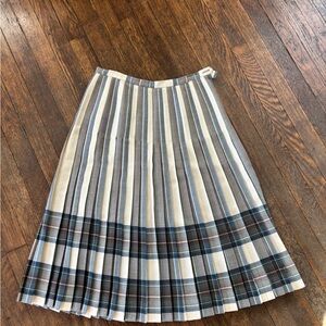Vintage-Inspired Plaid A-Line Midi Skirt